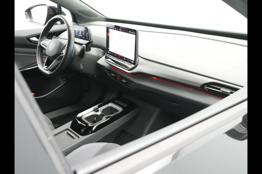 Volkswagen ID.5 Pro Business 77 kWh 286pk Navigatie Camera Stoelverwarming Acc 246