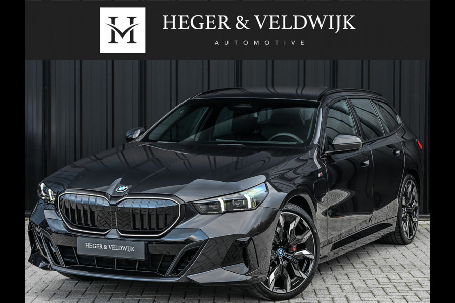 BMW 5 Serie Touring 530e xDRIVE | M-SPORT PRO | HARMAN / KARDON | COMFORT ACCESS | TREKHAAK | SHADOW-LINE | DAB+ | ICONIC GLOW | ADAPTIVE LE