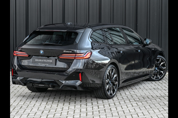 BMW 5 Serie Touring 530e xDRIVE | M-SPORT PRO | HARMAN / KARDON | COMFORT ACCESS | TREKHAAK | SHADOW-LINE | DAB+ | ICONIC GLOW | ADAPTIVE LE