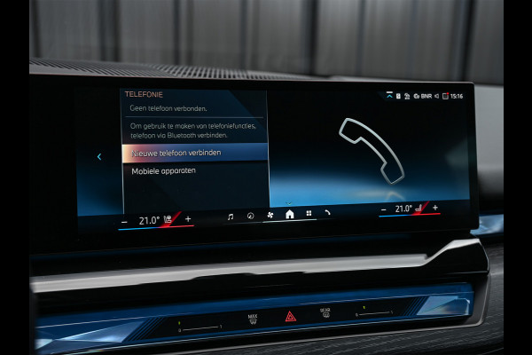 BMW 5 Serie Touring 530e xDRIVE | M-SPORT PRO | HARMAN / KARDON | COMFORT ACCESS | TREKHAAK | SHADOW-LINE | DAB+ | ICONIC GLOW | ADAPTIVE LE