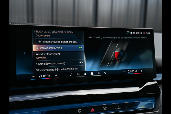 BMW 5 Serie Touring 530e xDRIVE | M-SPORT PRO | HARMAN / KARDON | COMFORT ACCESS | TREKHAAK | SHADOW-LINE | DAB+ | ICONIC GLOW | ADAPTIVE LE