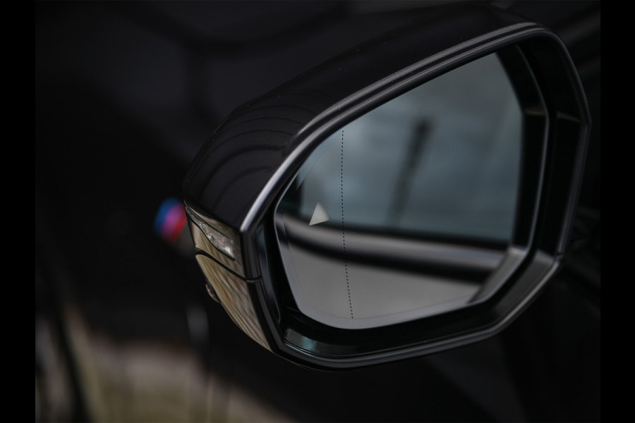 BMW 5 Serie Touring 530e xDRIVE | M-SPORT PRO | HARMAN / KARDON | COMFORT ACCESS | TREKHAAK | SHADOW-LINE | DAB+ | ICONIC GLOW | ADAPTIVE LE