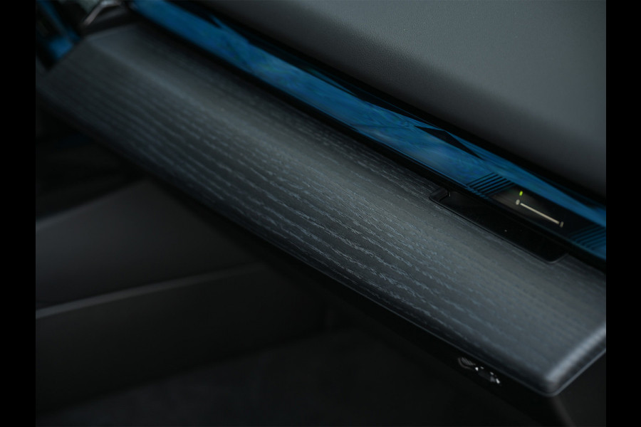 BMW 5 Serie Touring 530e xDRIVE | M-SPORT PRO | HARMAN / KARDON | COMFORT ACCESS | TREKHAAK | SHADOW-LINE | DAB+ | ICONIC GLOW | ADAPTIVE LE