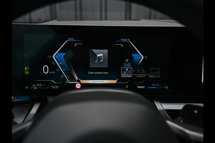 BMW 5 Serie Touring 530e xDRIVE | M-SPORT PRO | HARMAN / KARDON | COMFORT ACCESS | TREKHAAK | SHADOW-LINE | DAB+ | ICONIC GLOW | ADAPTIVE LE