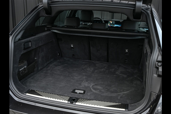 BMW 5 Serie Touring 530e xDRIVE | M-SPORT PRO | HARMAN / KARDON | COMFORT ACCESS | TREKHAAK | SHADOW-LINE | DAB+ | ICONIC GLOW | ADAPTIVE LE