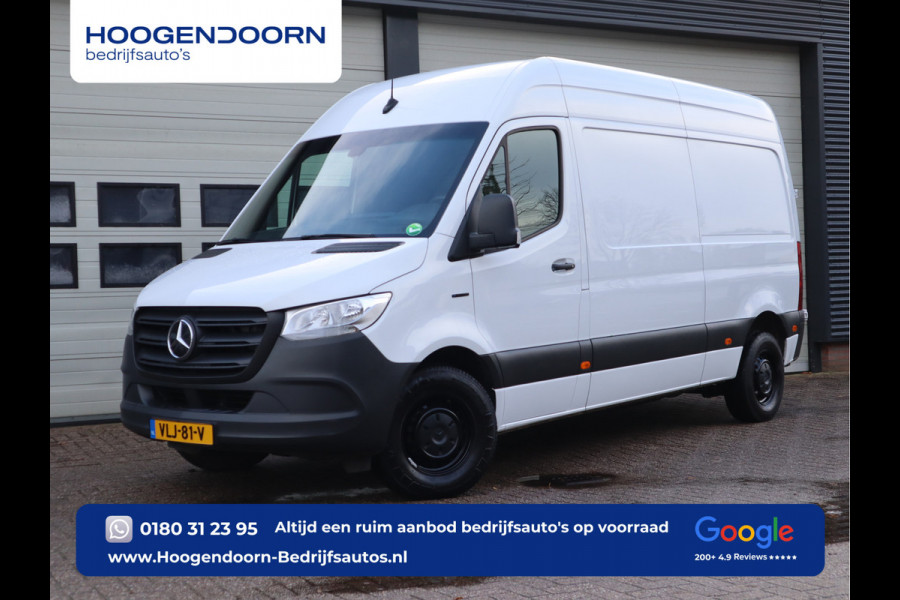 Mercedes-Benz eSprinter eSprinter 55 kWh 100% Elektrisch L2H2 - Camera - Airco