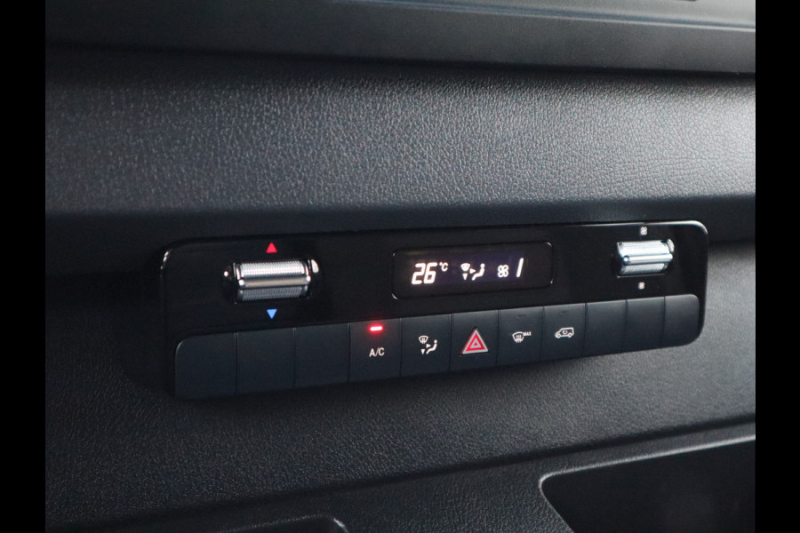 Mercedes-Benz eSprinter eSprinter 55 kWh 100% Elektrisch L2H2 - Camera - Airco