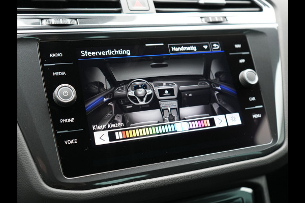 Volkswagen Tiguan 1.4 TSI eHybrid R-Line Business+ Plug In Hybrid 245pk Dealer O.H. PHEV | Panodak | Adaptive Cruise | 360 Camera | IQ Light | Lederen Stoelen Memory & Verwarmd | Apple Carplay | Stuur Verwarmd | Sfeerverlichting | Virtual | Navigatie | Blis | DAB |