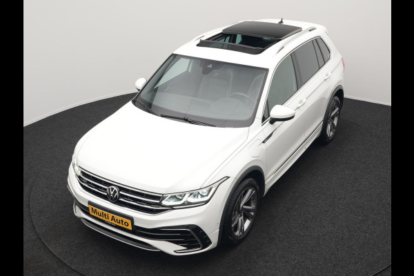 Volkswagen Tiguan 1.4 TSI eHybrid R-Line Business+ Plug In Hybrid 245pk Dealer O.H. PHEV | Panodak | Adaptive Cruise | 360 Camera | IQ Light | Lederen Stoelen Memory & Verwarmd | Apple Carplay | Stuur Verwarmd | Sfeerverlichting | Virtual | Navigatie | Blis | DAB |