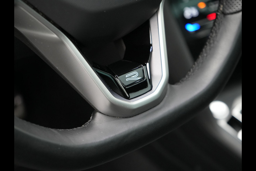 Volkswagen Tiguan 1.4 TSI eHybrid R-Line Business+ Plug In Hybrid 245pk Dealer O.H. PHEV | Panodak | Adaptive Cruise | 360 Camera | IQ Light | Lederen Stoelen Memory & Verwarmd | Apple Carplay | Stuur Verwarmd | Sfeerverlichting | Virtual | Navigatie | Blis | DAB |