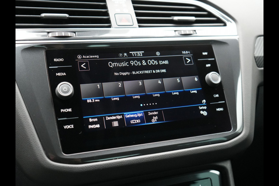 Volkswagen Tiguan 1.4 TSI eHybrid R-Line Business+ Plug In Hybrid 245pk Dealer O.H. PHEV | Panodak | Adaptive Cruise | 360 Camera | IQ Light | Lederen Stoelen Memory & Verwarmd | Apple Carplay | Stuur Verwarmd | Sfeerverlichting | Virtual | Navigatie | Blis | DAB |