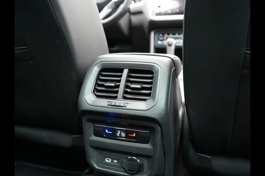 Volkswagen Tiguan 1.4 TSI eHybrid R-Line Business+ Plug In Hybrid 245pk Dealer O.H. PHEV | Panodak | Adaptive Cruise | 360 Camera | IQ Light | Lederen Stoelen Memory & Verwarmd | Apple Carplay | Stuur Verwarmd | Sfeerverlichting | Virtual | Navigatie | Blis | DAB |
