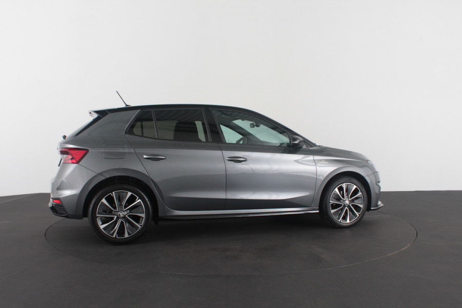 Škoda Fabia Škoda 1.0 TSI Monte Carlo > Zwart dak/Stoelverwarming/DSG/Apple Carplay/Android Auto