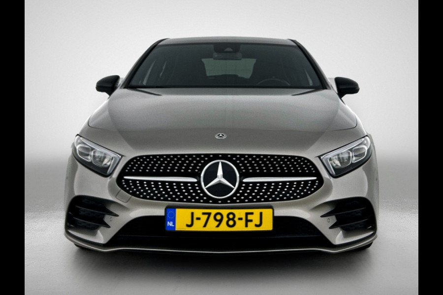 Mercedes-Benz A-Klasse 160 Business Solution AMG 5 Spaaks lichtmetalen velgen AMG | MUBX wide screen | Navigatie | Parking support met camera achter | Inclusief 24 maanden MB Certified garantie voor Europa.