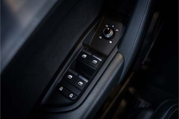 Audi Q5 Sportback 50 TFSI e S edition - Panorama | RS Seats | Luchtvering | B&O | Elek. Trekhaak | 360 Camera
