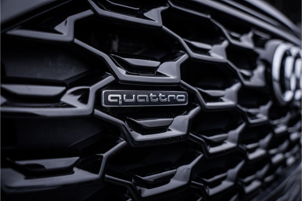 Audi Q5 Sportback 50 TFSI e S edition - Panorama | RS Seats | Luchtvering | B&O | Elek. Trekhaak | 360 Camera