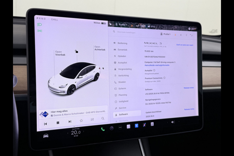 Tesla Model 3 RWD SR+ 60kWh 325PK Lmv 18" AutoPilot Leder PanoDak Adaptive-Cruise Lmv Camera's Elektr.-Stuur+Stoelen+Spiegels+Geheugen+Easy-En Navi LED Comfortstoelen ACC DAB Keyless en Voorverwarmen interieur via App One-Pedal-Drive Origineel Nederlandse auto tot 11kw laden thuis! Garantie Accu tot 10-12-2027 max 160.000km 1.584kg licht!