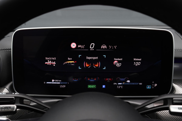 Mercedes-Benz C-Klasse AMG 63 S E Performance | 680 pk | Achterasbesturing | AMG Drivers Package | Distronic+ | Memory | Burmester | AMG Performance Stoelen | AMG-Aero Pakket | HUD | Digital Light |