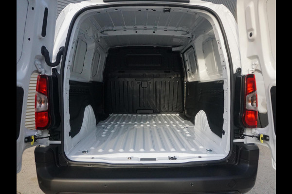 Peugeot e-Partner L2 50 kWh | 8 jaar garantie | Navigatie incl. Apple Carplay | camera's | parkeersensoren voor & achter | dodehoek detectie | Comfort stoel | rijklaarprijs