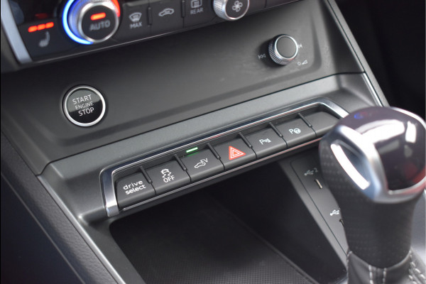 Audi Q3 Sportback 45 TFSI e S-Line 245 Pk Pano Memory Navi Leder Matrix Sonos Keyless Camera 20 Inch