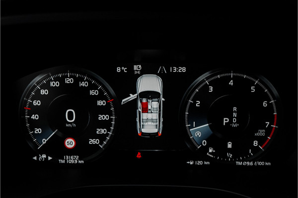 Volvo XC60 2.0 B4 Inscription R-Design Luchtvering ACC Trekhaak