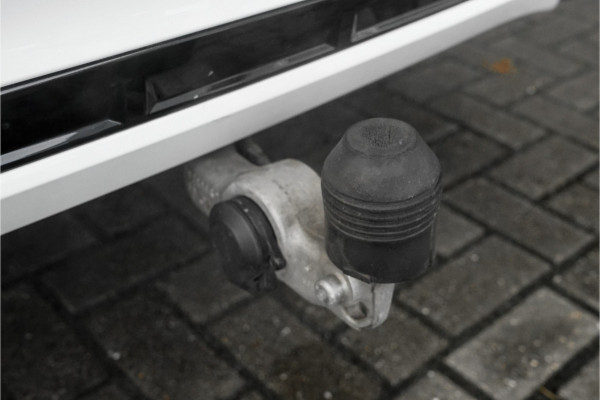 Volvo XC60 2.0 B4 Inscription R-Design Luchtvering ACC Trekhaak