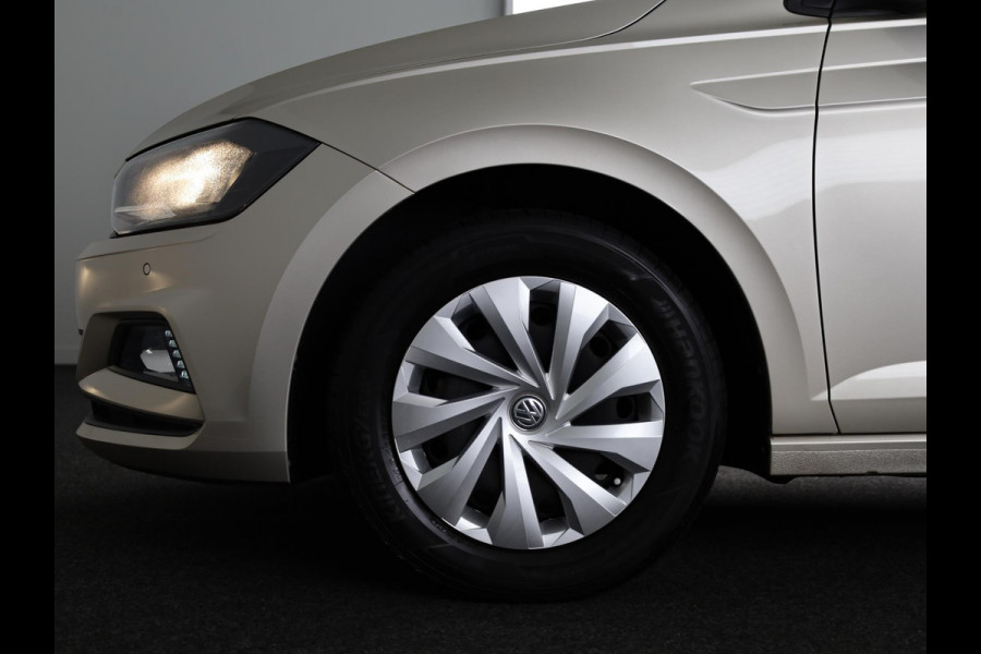 Volkswagen Polo 1.0 TSI Comfortline 95 PK | Automaat (DSG) | Navigatie | Parkeersensoren