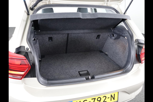 Volkswagen Polo 1.0 TSI Comfortline 95 PK | Automaat (DSG) | Navigatie | Parkeersensoren