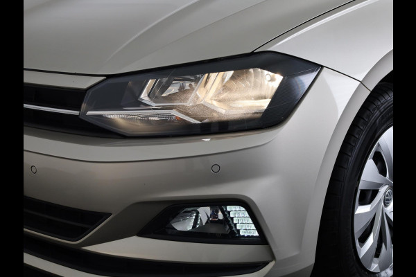 Volkswagen Polo 1.0 TSI Comfortline 95 PK | Automaat (DSG) | Navigatie | Parkeersensoren