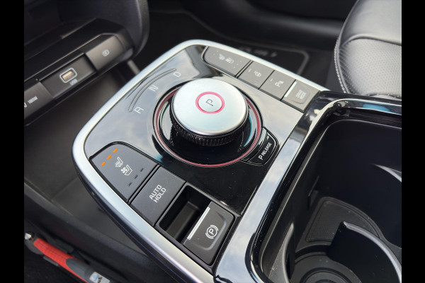 Kia e-Niro ExecutiveLine 64 kWh Automaat | Stoelverkoeling & Verwarming | Camera | Cruise | Leder | Sensoren |