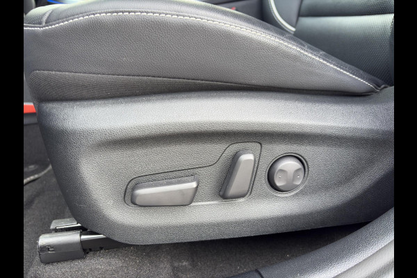 Kia e-Niro ExecutiveLine 64 kWh Automaat | Stoelverkoeling & Verwarming | Camera | Cruise | Leder | Sensoren |