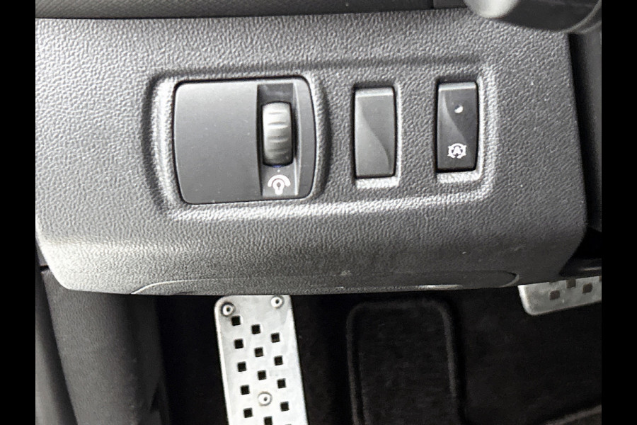 Renault Clio 1.6 Turbo R.S. | 200PK | Dealer onderH | StoelverW | Bose | Climate | Cruise | Navi | ETC