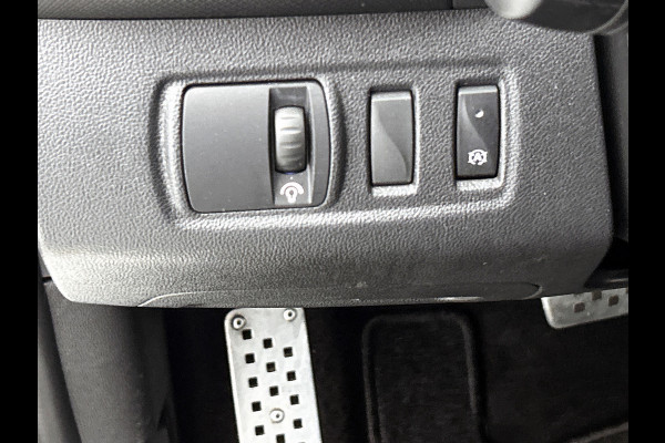 Renault Clio 1.6 Turbo R.S. | 200PK | Dealer onderH | StoelverW | Bose | Climate | Cruise | Navi | ETC