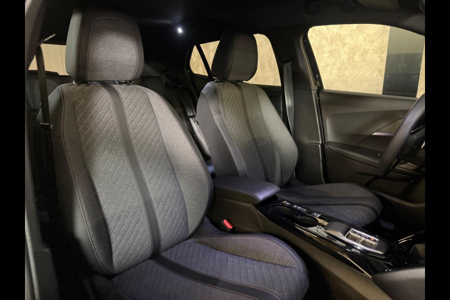 Peugeot 2008 1.2 PureTech 130 Allure | 360 camera | Keyless | Stoelverwarming | Navi | Cruise control | DAB