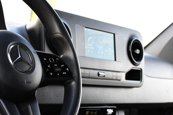 Mercedes-Benz Sprinter 319 1.9 CDI L2H2 RWD AMG Edition Camera, Cruise, Carplay, 190pk, Automaat, Multimedia, LED, Stoelverwarming, Standkachel, Uniek!
