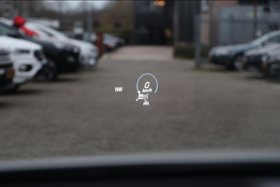 Mercedes-Benz A-Klasse 250 AMG / PANODAK / MEMORY / BURMESTER / DEALER SERVICE