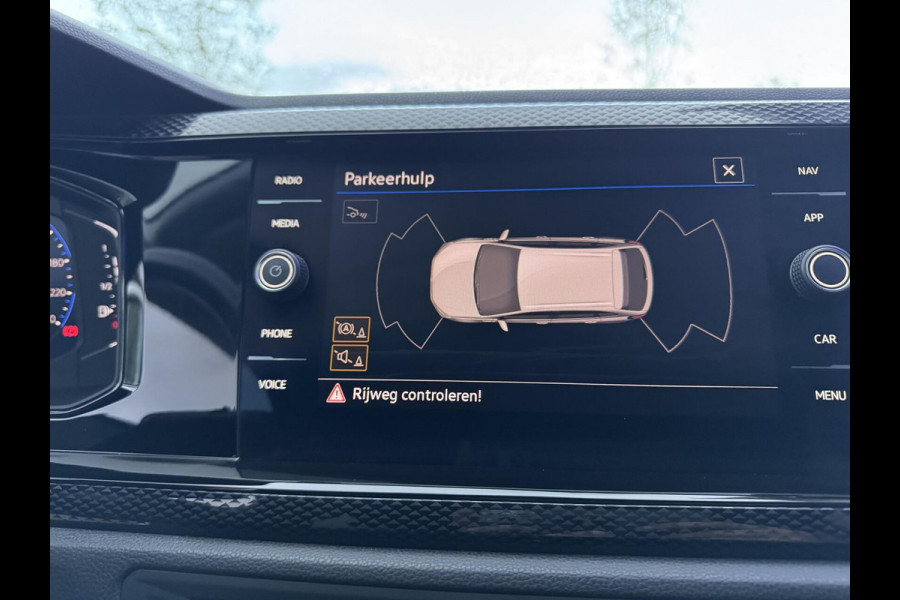 Volkswagen Taigo 1.0 TSI Life DSG CarPlay Camera Trekhaak LaneAssistCruise Garantie LED