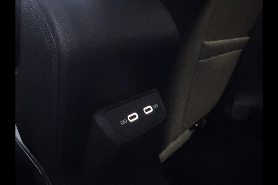 Volkswagen Taigo 1.0 TSI Life DSG CarPlay Camera Trekhaak LaneAssistCruise Garantie LED