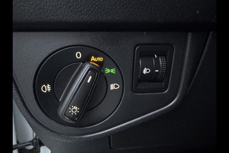 Volkswagen Taigo 1.0 TSI Life DSG CarPlay Camera Trekhaak LaneAssistCruise Garantie LED