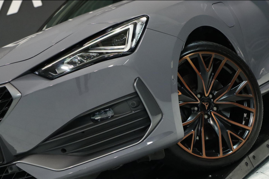 CUPRA Leon Sportstourer 1.4 e-Hybrid VZ Copper / PANODAK / KEYLESS / VOLLEDIG UITGEVOERD!