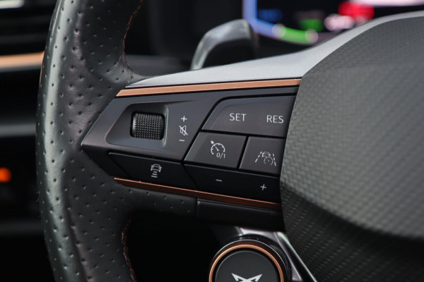 CUPRA Leon Sportstourer 1.4 e-Hybrid VZ Copper / PANODAK / KEYLESS / VOLLEDIG UITGEVOERD!