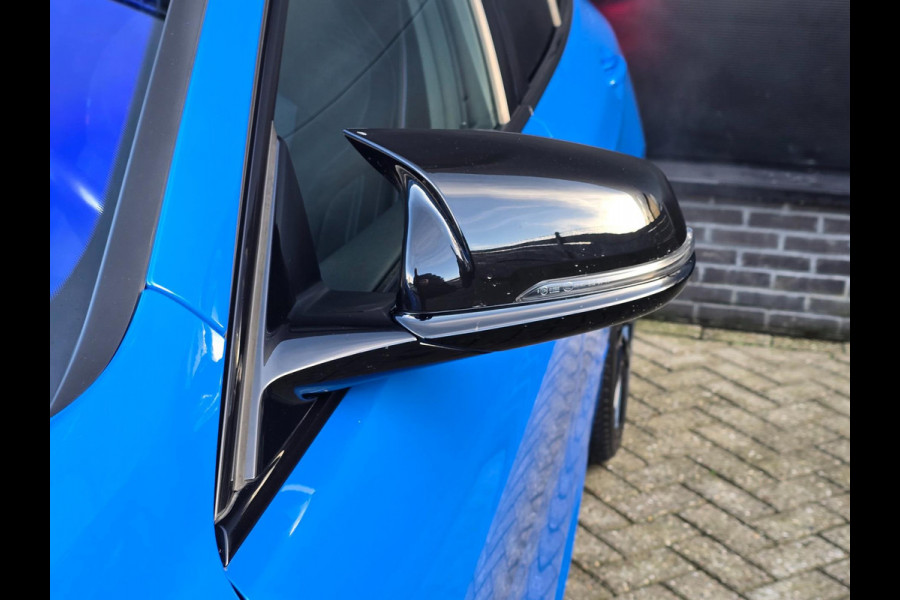 BMW 1-serie 118i M Line / AUT / NAP / Navi / Camera / M Interieur / Cruise Control / Open Panoramadak / Led / Pdc / 19 Inch