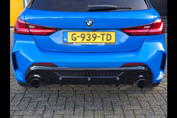 BMW 1-serie 118i M Line / AUT / NAP / Navi / Camera / M Interieur / Cruise Control / Open Panoramadak / Led / Pdc / 19 Inch