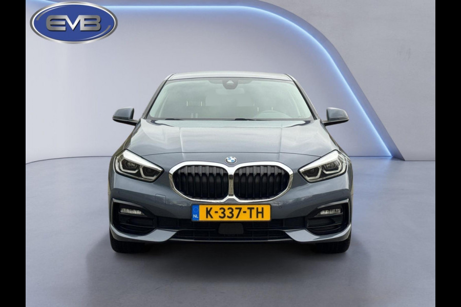 BMW 1-serie 118i High Executive Edition Sport line, digidash, stoelverwarming, 1 e eigenaar, NL auto met nationale auto pas ,