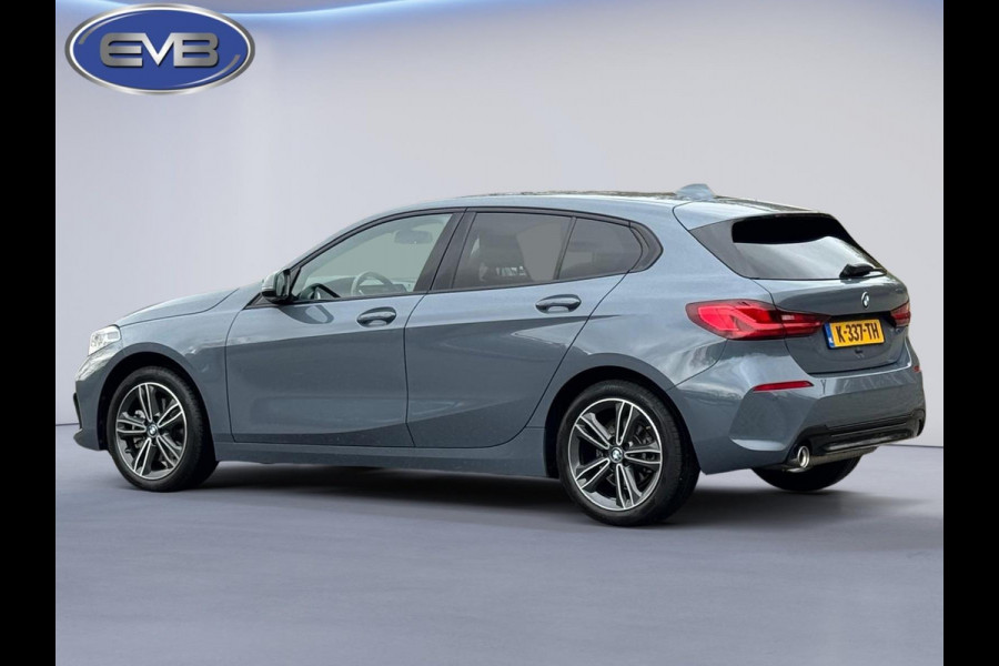 BMW 1-serie 118i High Executive Edition Sport line, digidash, stoelverwarming, 1 e eigenaar, NL auto met nationale auto pas ,