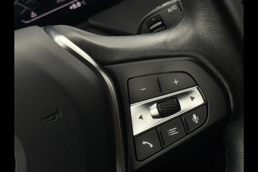 BMW 1-serie 118i High Executive Edition Sport line, digidash, stoelverwarming, 1 e eigenaar, NL auto met nationale auto pas ,