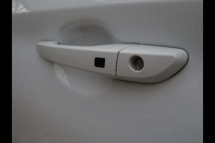 Hyundai Kona EV Premium 64 kWh * CARPLAY * WARMTEPOMP !!