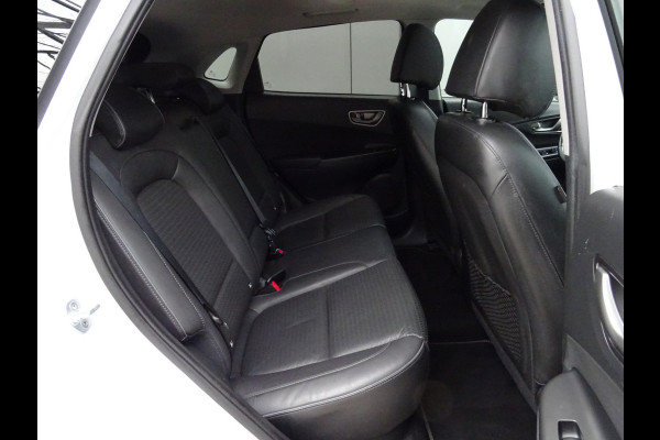 Hyundai Kona EV Premium 64 kWh * CARPLAY * WARMTEPOMP !!
