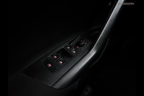 Volkswagen Polo 1.0 TSI Comfortline deluxe (APPLE CARPLAY,LED,ADAPTIVE CRUISE,COMFORT-STOELEN,PDC,LM-VELGEN,NIEUWE APK)