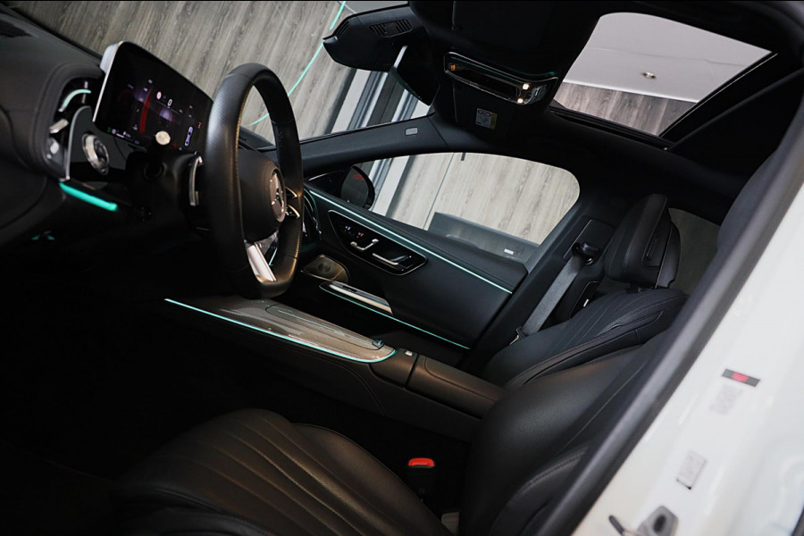 Mercedes-Benz E-Klasse 400 e 4MATIC AMG 53 Look / Hyperscreen / Massage / Burmester / Head Up / 360 Camera / Leder / Pano / 20 Inc